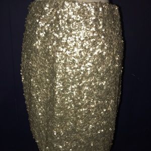 NY & Co champagne gold sequin skirt